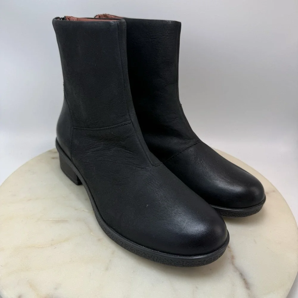 Dansko Brianne Black Leather Waterproof Boots Women's Size US 7.5-8 EU 38
